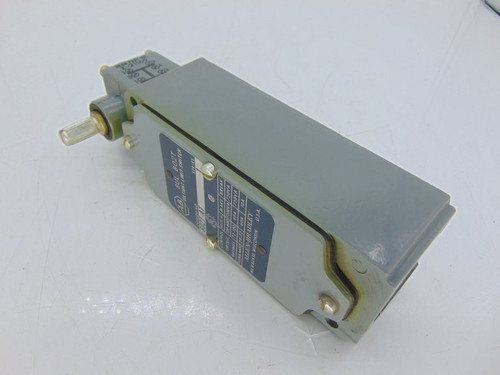 ALLEN BRADLEY 802T-AT SWITCH