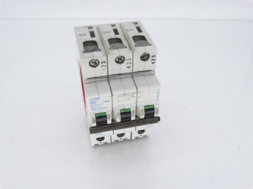 GENERAL ELECTRIC V37302 CIRCUIT BREAKER