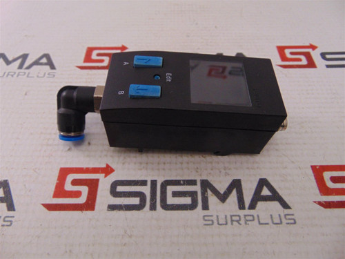 Festo SDE1-V1-G2-H18-C-P1-M8 Pressure Sensor 192034 p1: 0-1bar /  UB:1530V