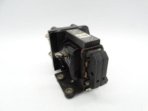 ALLEN BRADLEY 700-C110 RELAY