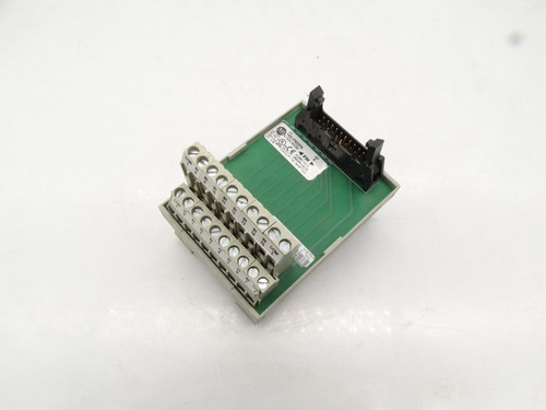 ALLEN BRADLEY 1492-IFM20FN PLC Module