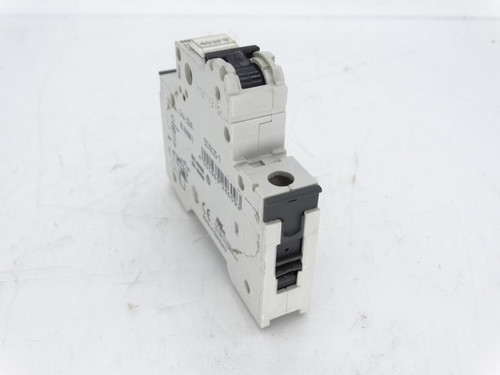 SIEMENS 5SY6125-7 CIRCUIT BREAKER SIEMENS 5SY6125-7 CIRCUIT BREAKER
