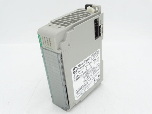 ALLEN BRADLEY 1769-OV16  PLC Module