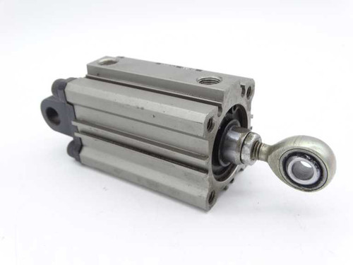 SMC CDQ2D32-40D PNEUMATIC CYLINDER