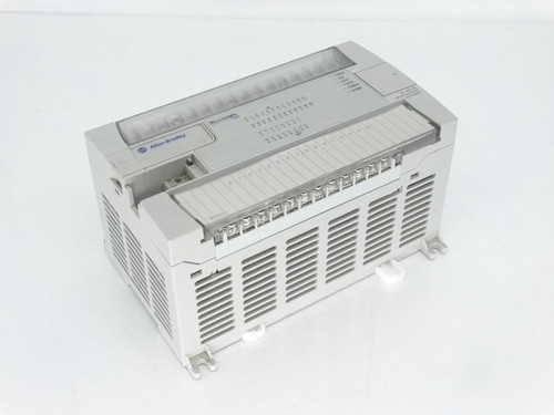 ALLEN BRADLEY 1762-L40AWA SERIES C PLC PROCESSOR