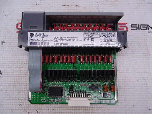 ALLEN BRADLEY 1746-OA16 SERIES A PLC MODULE