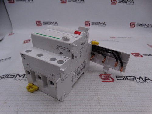 SCHNEIDER ELECTRIC A9N19472 CIRCUIT BREAKER