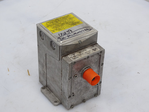 SCHNEIDER ELECTRIC MC-431-0-0-1 ACTUATOR