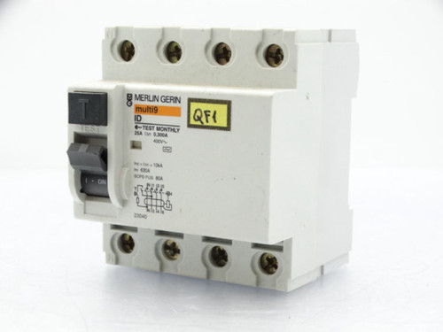 SCHNEIDER ELECTRIC 23040 Circuit Breaker