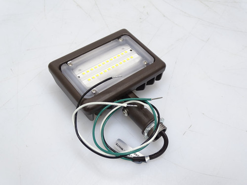 MAXLITE MSF15UW-50BKT LIGHT FIXTURE