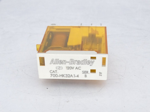 ALLEN BRADLEY 700-HK32A1-4 SERIES B PLUG