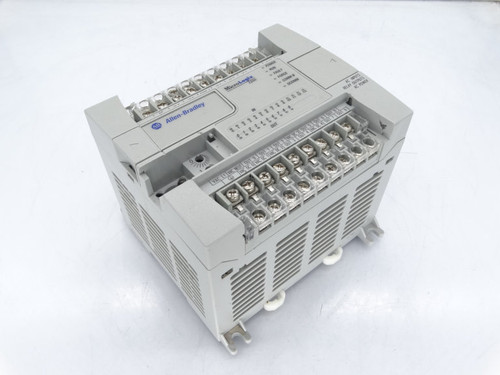 ALLEN BRADLEY 1762-L24AWA SERIES C PLC MODULE