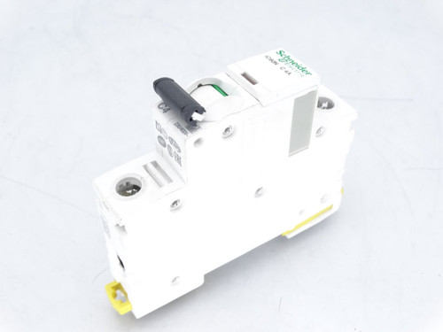 SCHNEIDER ELECTRIC A9F74104 CIRCUIT BREAKER