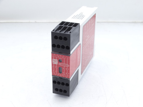 BANNER ENGINEERING EM-T-7A PLC MODULE