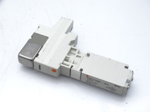 SMC VQ1100-51   Valve