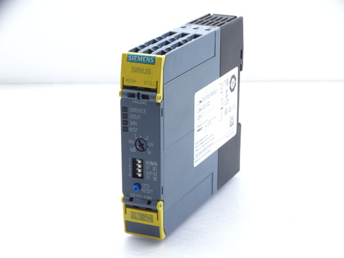 SIEMENS 3SK1121-1CB41 RELAY NEW OPEN BOX (488077087 - USED)