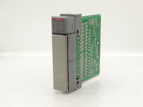 ALLEN BRADLEY 1746-OA16 PLC MODULE USED (1255450042 - USED)