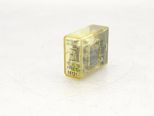 IDEC RH1B-ULAC120V 10A Relay