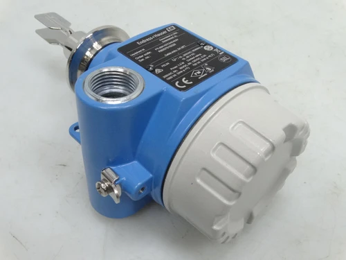 ENDRESS & HAUSER FTL50H-QTC2AD4E5Y Switch