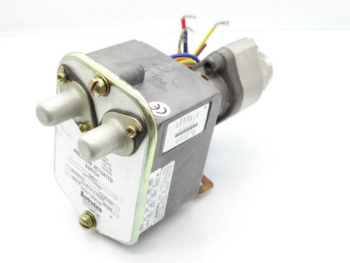 BARKSDALE C9622-3 Switch