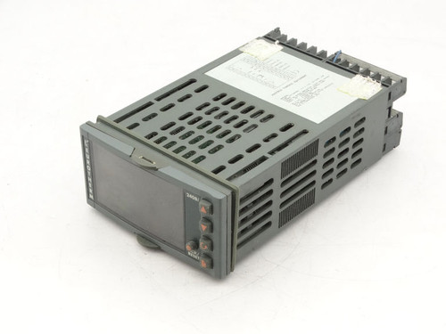 EUROTHERM 2408I/AL/RD/VH/R4/G5/R4/RF/YM/XX/ENG// Temperature Controller