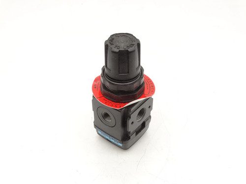 WILKERSON INSTRUMENTS R09-02-CB00 Air Pressure Regulator