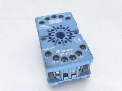 FINDER 90.83.3 Relay Socket
