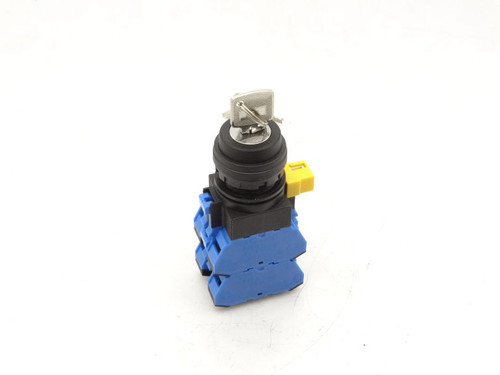 IDEC HW1K-32CF40 Switch