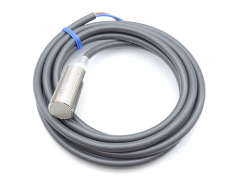 OMRON E2E-X5Y1 2M Sensor New (127803073 - New)
