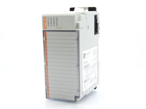 ALLEN BRADLEY 1769-OW16 Plc Module (127808009 - New in Box)