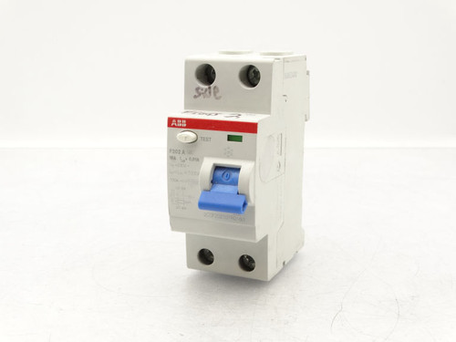 ASEA BROWN BOVERI 2CSF202101R0160 Circuit Breaker
