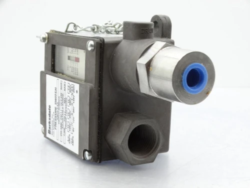 BARKSDALE A9675-3-AA Switch