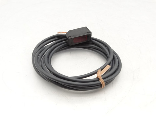 OMRON E3Z-D61 Sensor