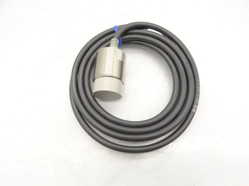 OMRON E2E-X20MD1 2M Sensor