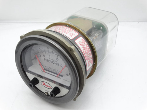 DWYER A3010AV Gauge