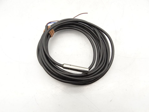 OMRON E2E-C05S01-WC-B1 2M Sensor