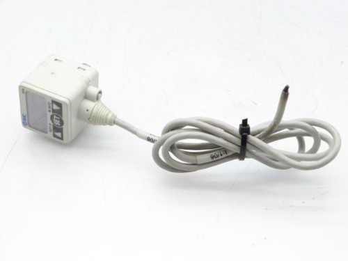 SMC ZSE40-T1-70L Switch