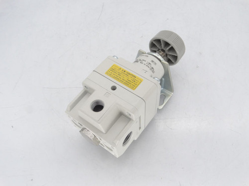 SMC IR2020-02BG Air Pressure Regulator New (9700745 - New)