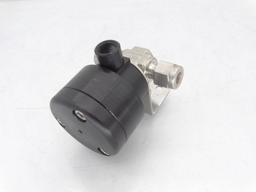 SWAGELOK SS-92S4-C Valve