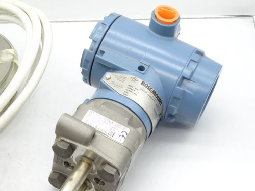 EMERSON 3051CD2A22A1AS8B4K5M5 W/03031-0761-0022 Pressure Transmitter