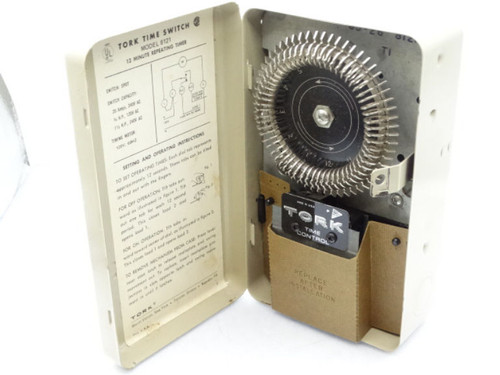 TORK 8121 Timer