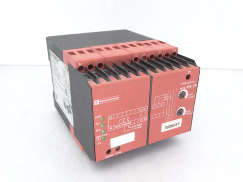 TELEMECANIQUE XPSVN3742 Relay