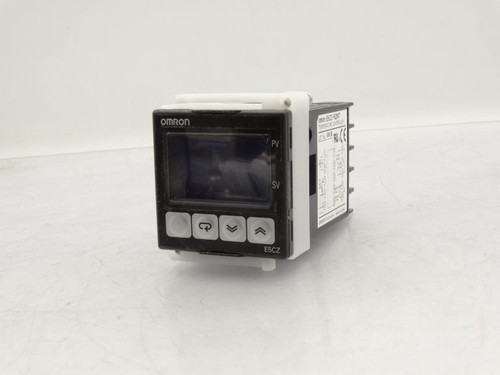 OMRON E5CZ-R2MT AC100-240 Temperature Controller