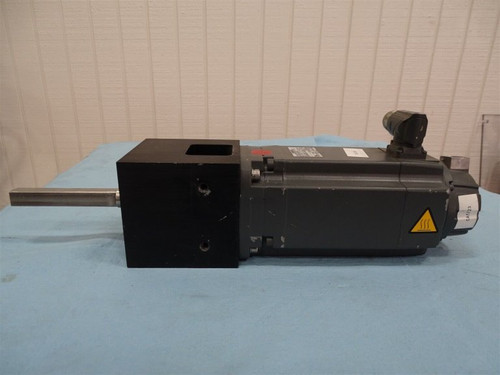 SIEMENS 1FK7044-4CH71-1RA0 SERVO MOTOR 9,000/4,500RPM 5.4/3.9A 239V IP64 (31631 - USED)