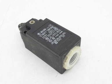 Pizzato FR 915 Switch
