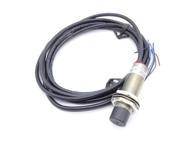 Allen Bradley 872C-D8CP18-E2 Series C Sensor