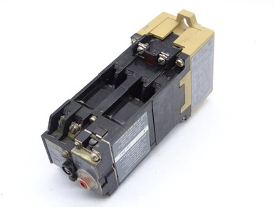 ALLEN BRADLEY 700-P000A1-PT SERIES B RELAY