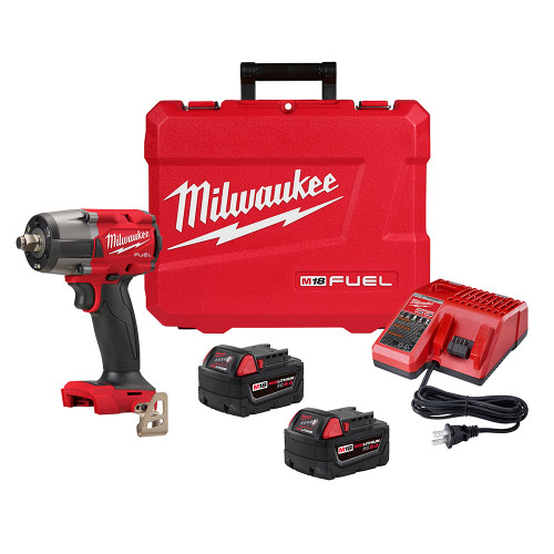 PG58 - M18™ PRISE 1/2" COUPLE MOYEN CLÉ À CHOCS, 650/550 PI-LB, (2) BATTERIES RÉSISTANTES M18™ XC5.0, (1) CHARGEUR MULTITENSION 18 V/12 V