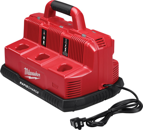 PG66 - STATION DE CHARGE RAPIDE SÉQUENTIELLE M18™ & M12™, ACCEPTE JUSQU’À (3) BATTERIES M18™ ET (3) M12™, CHARGE (3) BATTERIES À MÊME TENSION SIMULTANÉMENT