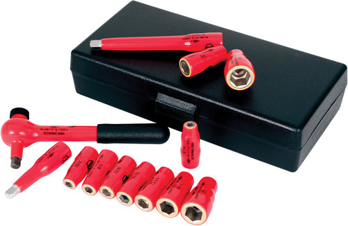 PG121 - ENSEMBLE DE DOUILLES MÉTRIQUES ISOLÉES DE 1/4" DE 13 PIÈCES DE DRAC, DOUILLES DE 5 MM À 14 MM, RÉVERSIBLE DE 1/4 DE PO CLIQUET, 2 » ET 4 », CERTIFIÉES À 1000VAC/1500VDC